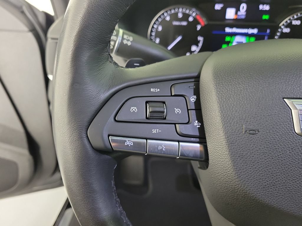 Used 2023 Cadillac CT4 Luxury w/ Sun And Sound Package RWD image 20