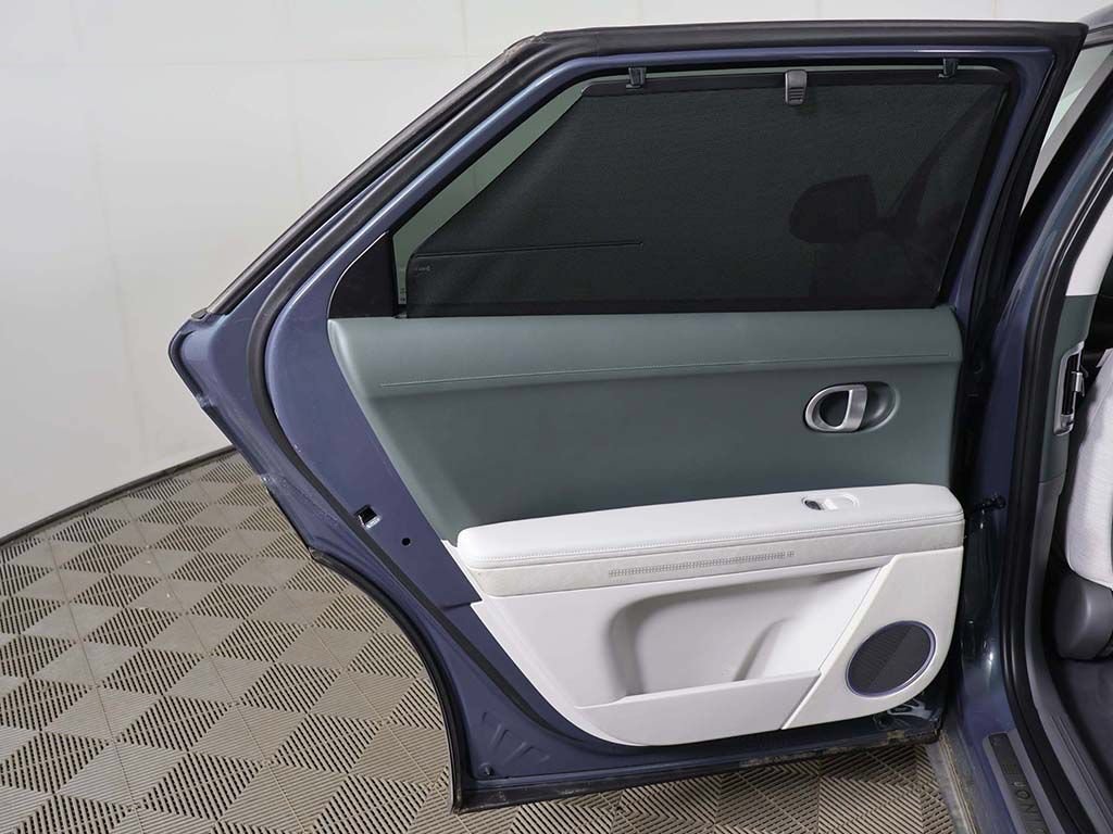 Used 2022 Hyundai Ioniq 5 Limited AWD/4WD image 29