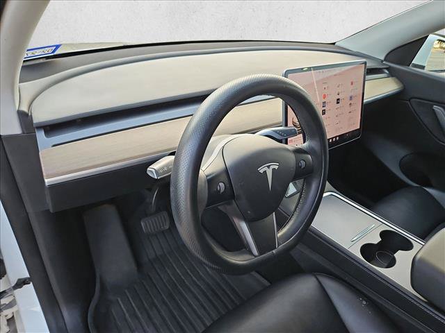 Used 2022 Tesla Model Y Long Range AWD/4WD image 10