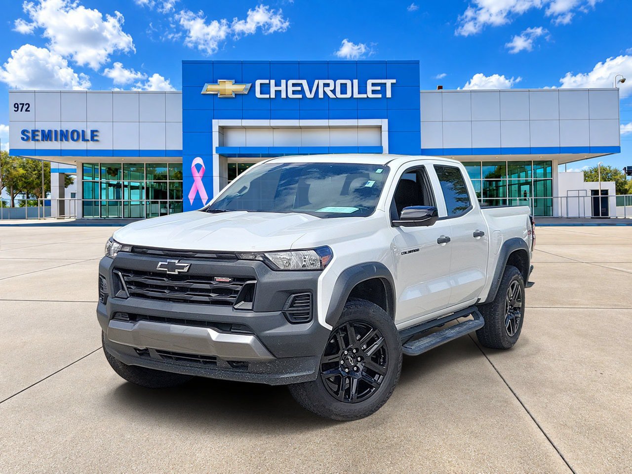 Used 2023 Chevrolet Colorado Trail Boss w/ Technology Package AWD/4WD image 1