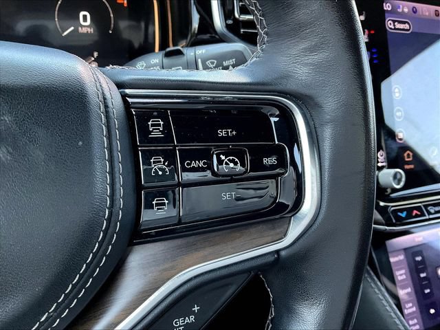 Used 2022 Jeep Grand Wagoneer Series II w/ Premium Group II AWD/4WD image 14