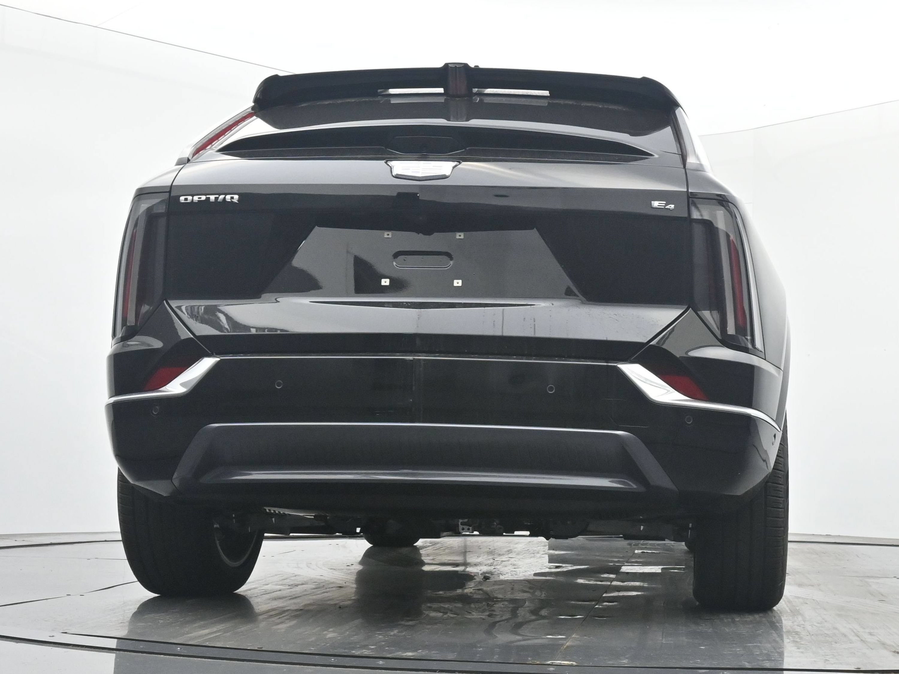 New 2027 Cadillac Optiq Luxury w/ LPO, Floor Liner Package AWD/4WD image 18