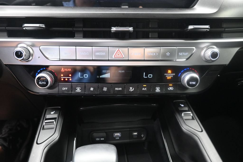 Used 2025 Kia Telluride S AWD/4WD image 12