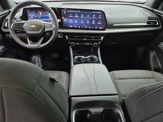 Certified 2024 Chevrolet Traverse LT FWD image 17