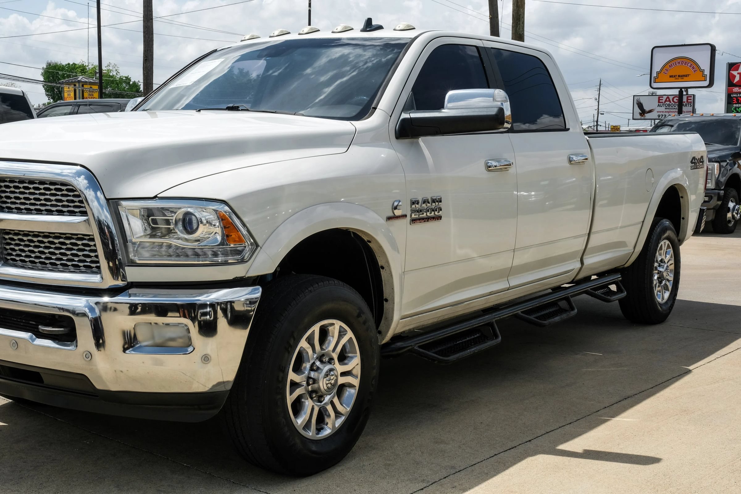 Used 2018 RAM 2500 Laramie AWD/4WD image 17