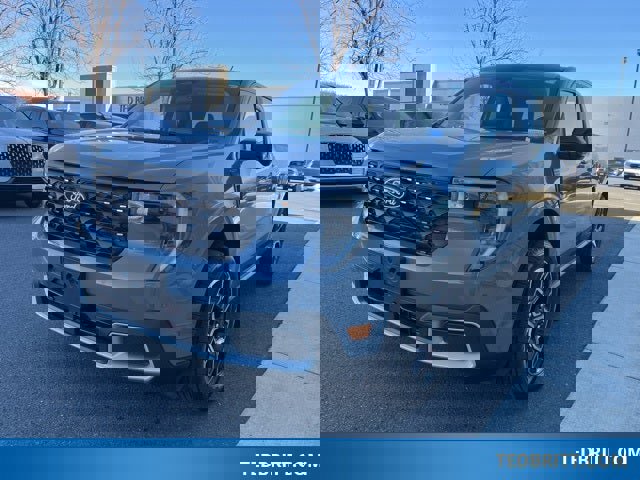 Certified 2025 Ford Maverick Lariat w/ 4K Tow Package image 3