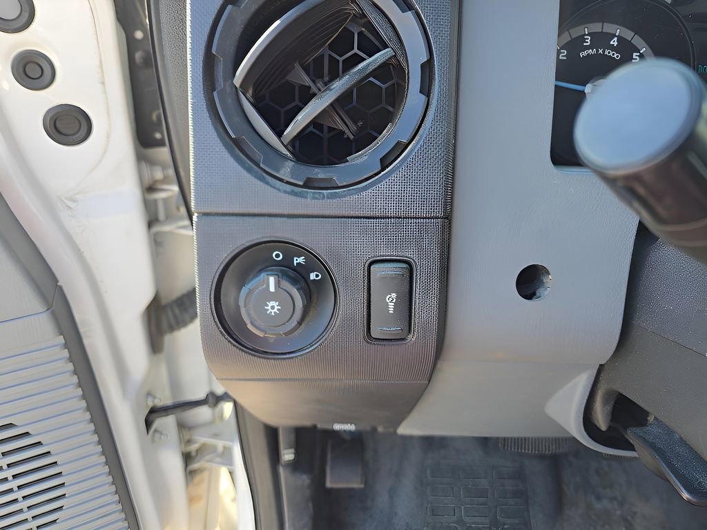 Used 2015 Ford F250 XL w/ Power Equipment Group image 11
