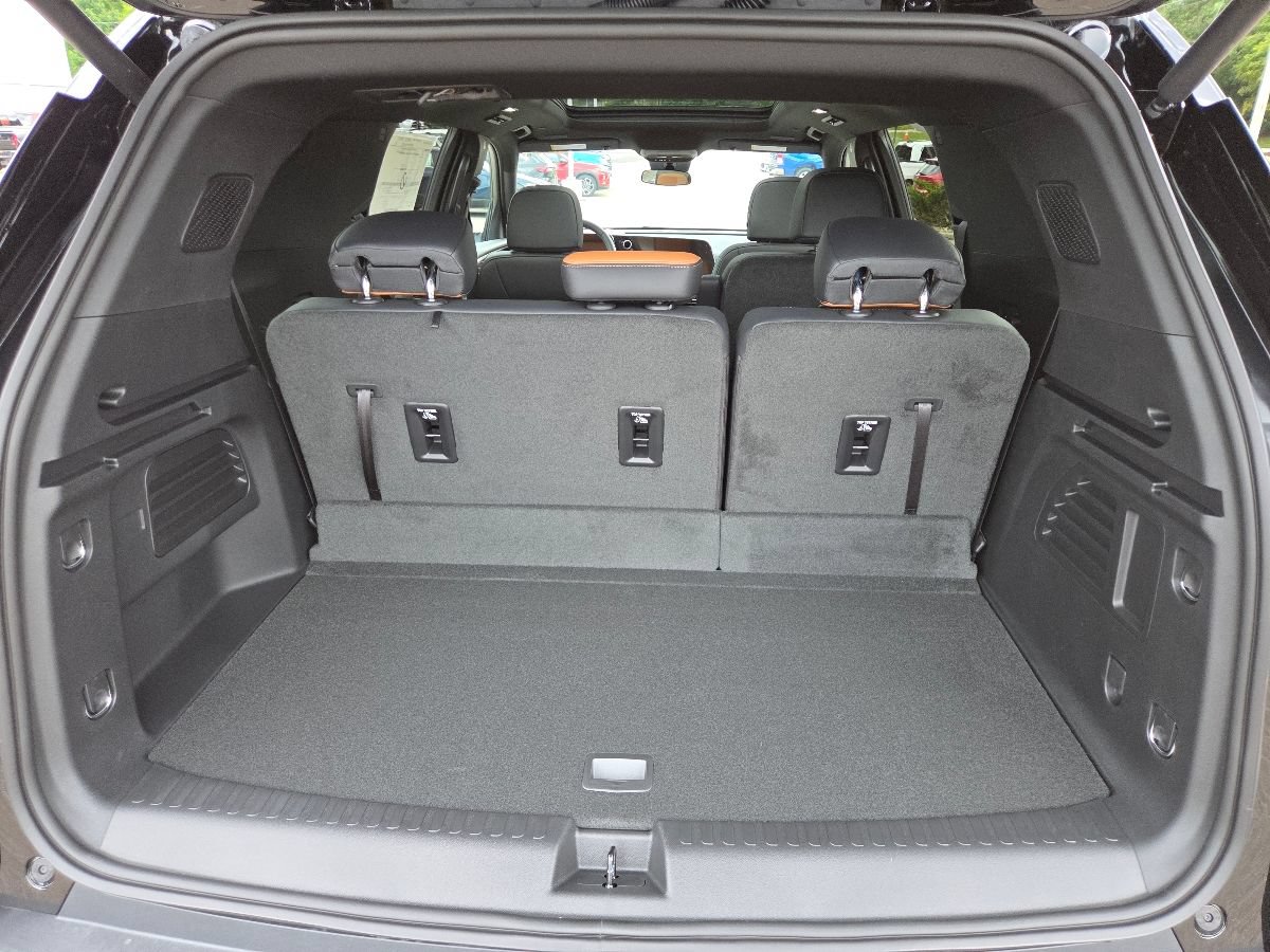 New 2027 Chevrolet Traverse Z71 AWD/4WD image 22