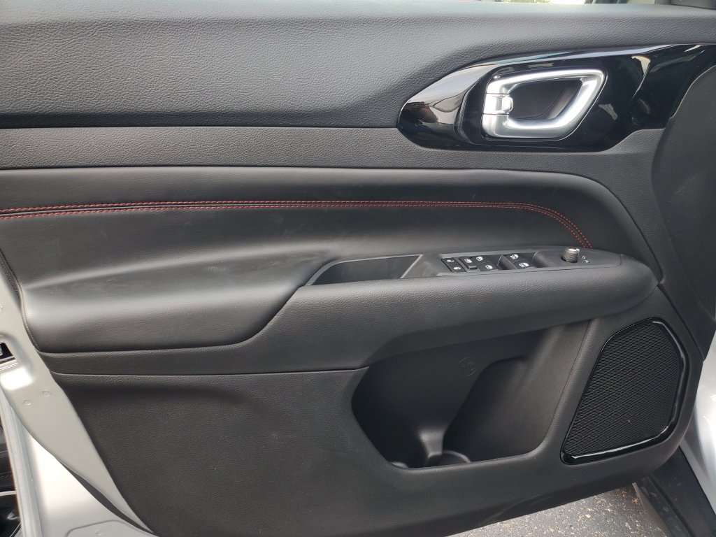 New 2026 Jeep Compass Trailhawk AWD/4WD image 7