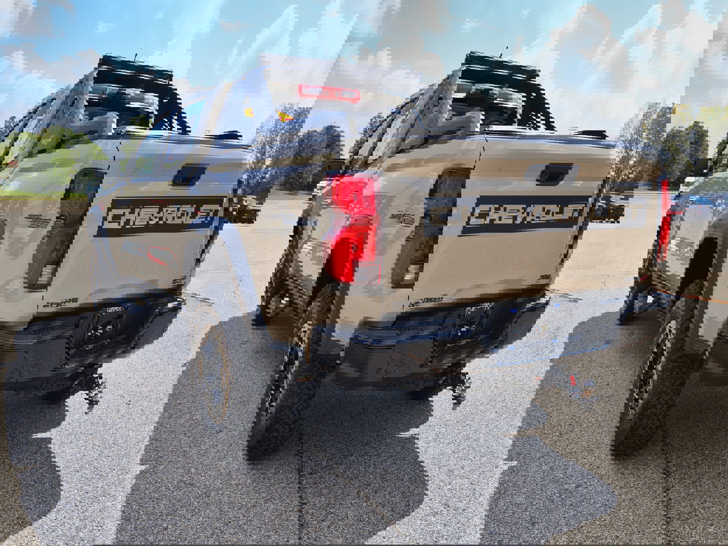 Used 2023 Chevrolet Colorado ZR2 w/ Desert Boss Special Edition image 3