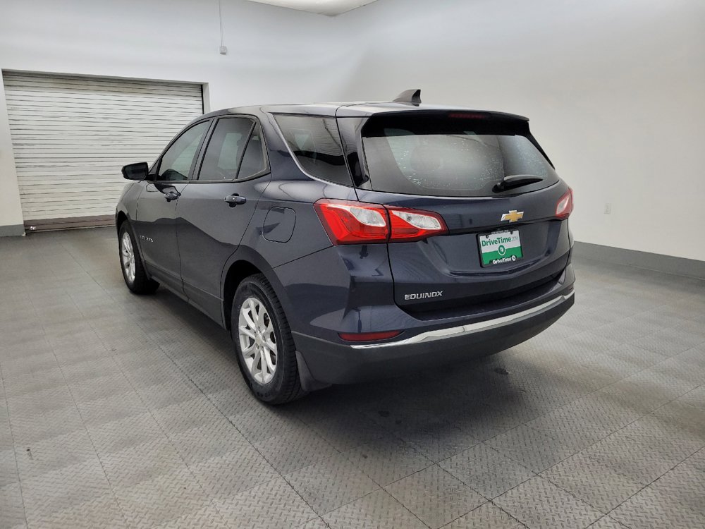 Used 2018 Chevrolet Equinox LS w/ LPO, Cargo Package FWD image 5