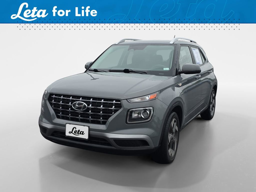 Used 2023 Hyundai Venue SEL w/ Cargo Package FWD image 1