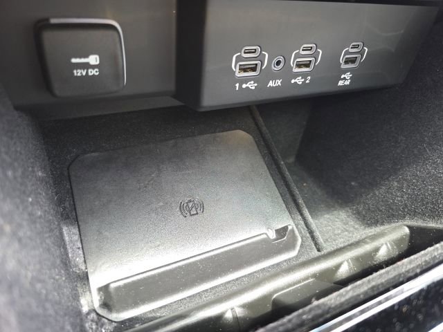 Used 2024 Jeep Wagoneer Series III w/ Premium Group I AWD/4WD image 30