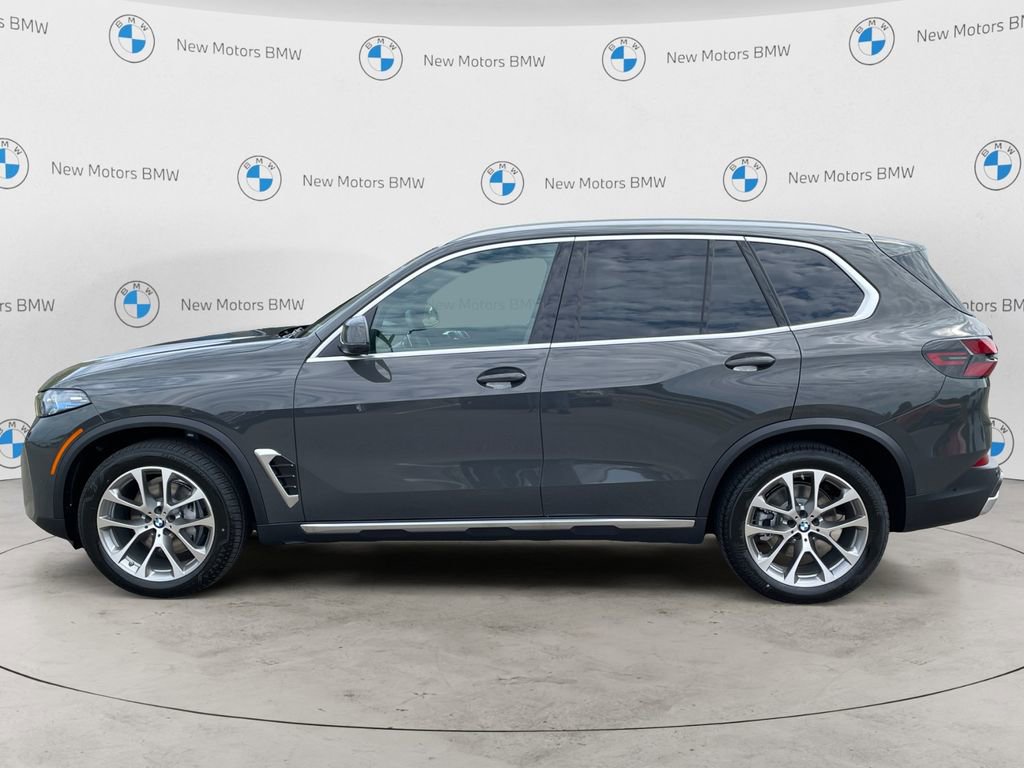 New 2026 BMW X5 xDrive40i image 2