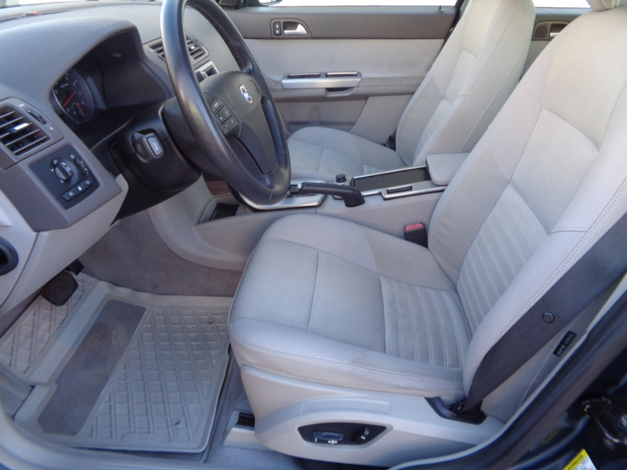 Used 2009 Volvo S40 2.4i image 23