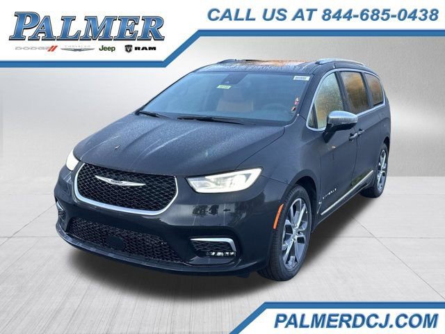 New 2026 Chrysler Pacifica Pinnacle image 1