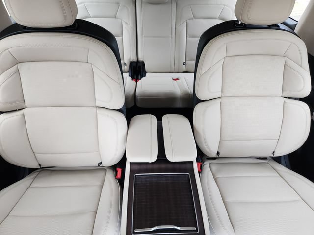 New 2027 Lincoln Navigator Reserve AWD/4WD image 14