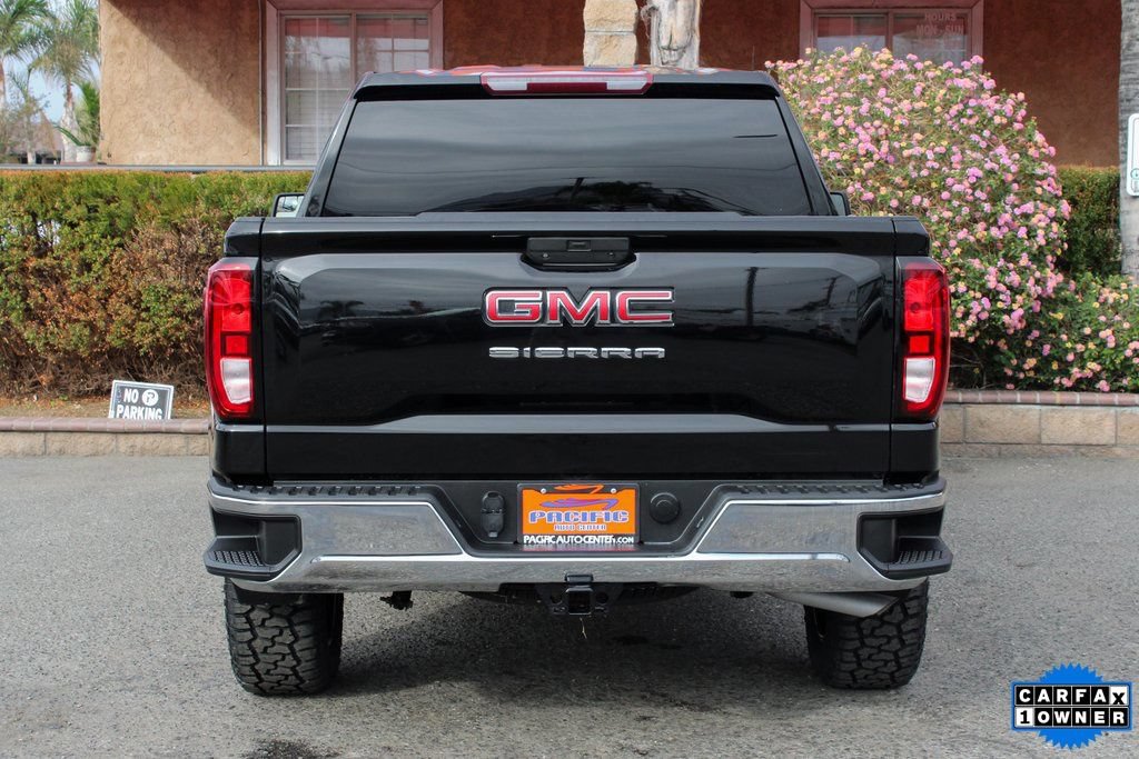 Used 2021 GMC Sierra 1500 4x4 Crew Cab w/ Sierra Value Package image 8