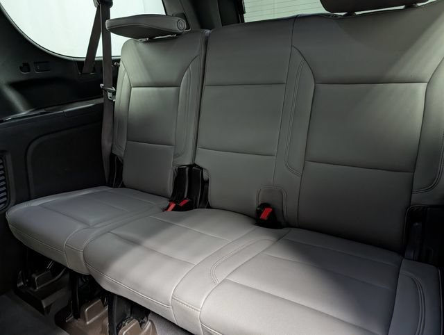 Certified 2023 Chevrolet Suburban Z71 AWD/4WD image 16