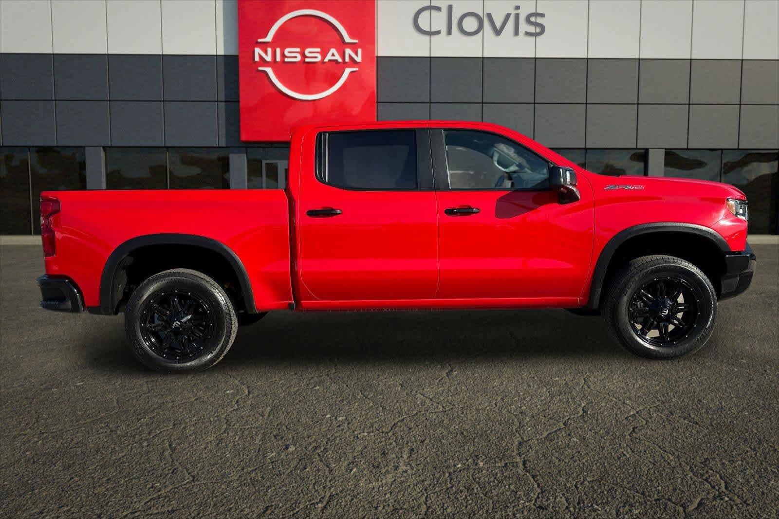 Used 2023 Chevrolet Silverado 1500 ZR2 AWD/4WD image 8