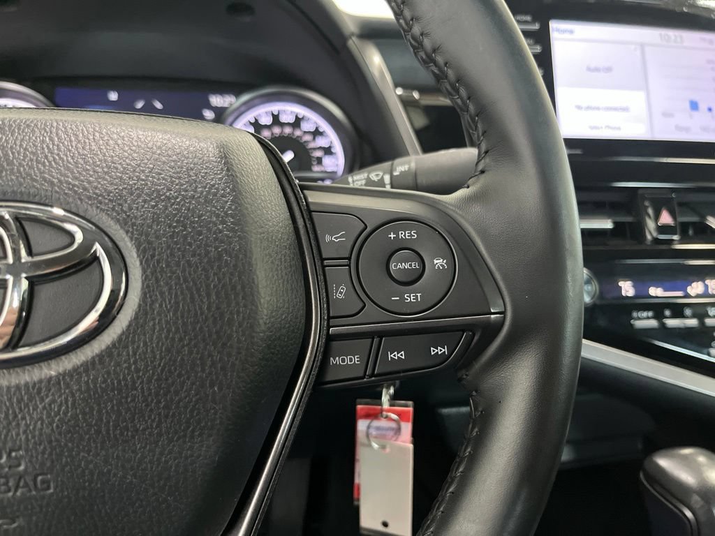 Used 2024 Toyota Camry SE AWD/4WD image 7