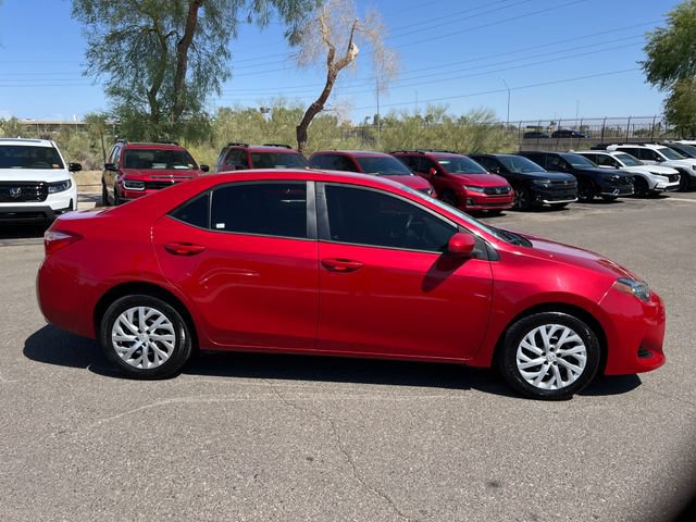 Used 2019 Toyota Corolla LE w/ Carpet Mat Package (TMS) FWD image 17