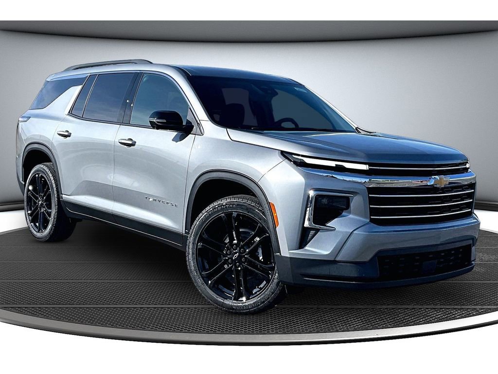 New 2026 Chevrolet Traverse LT w/ Driver Confidence Package FWD image 2