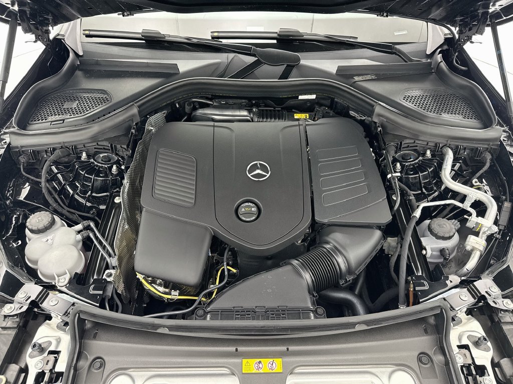 Certified 2026 Mercedes-Benz GLC 300 image 27