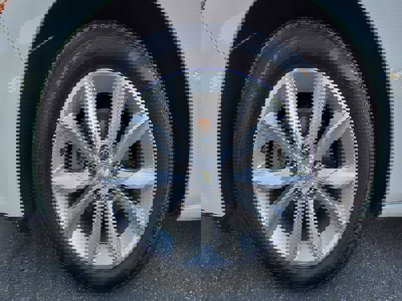 Used 2020 Chevrolet Malibu LT image 28