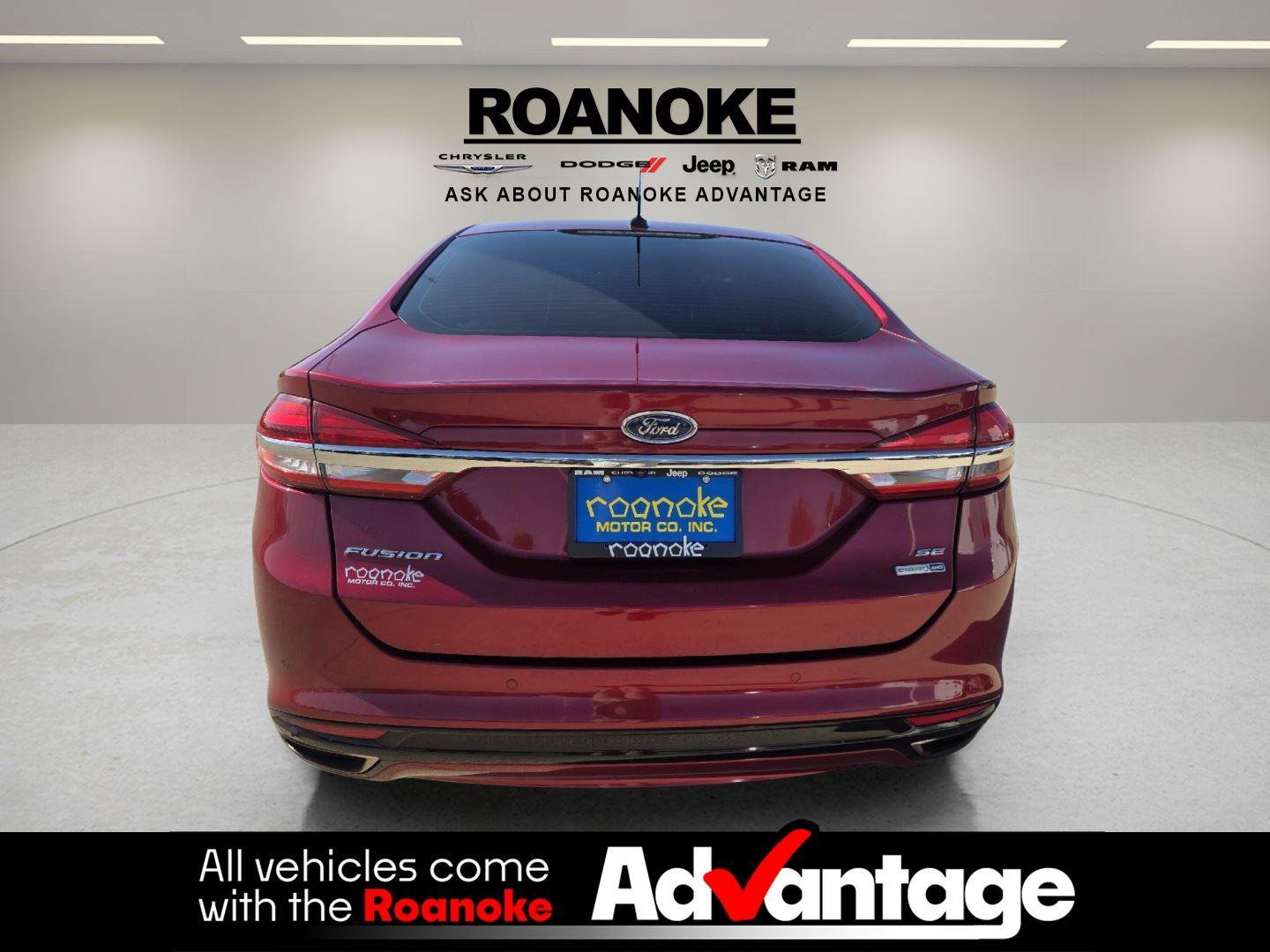 Used 2017 Ford Fusion SE w/ Fusion SE Technology Package AWD/4WD image 6