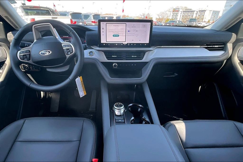New 2026 Ford Explorer Active w/ Active Comfort Package image 5
