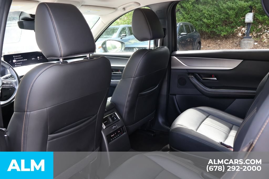 Used 2025 MAZDA CX-90 3.3 Turbo w/ Preferred Package AWD/4WD image 16