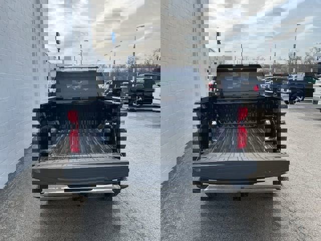 Used 2024 Chevrolet Silverado 1500 LT image 8