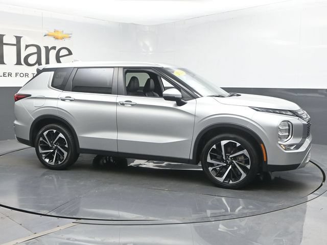 Used 2024 Mitsubishi Outlander SE FWD image 1