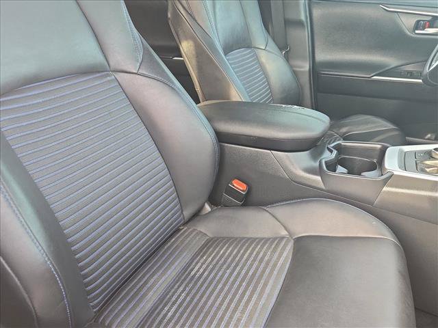 Used 2019 Toyota RAV4 XSE w/ XSE Weather Package AWD/4WD image 22