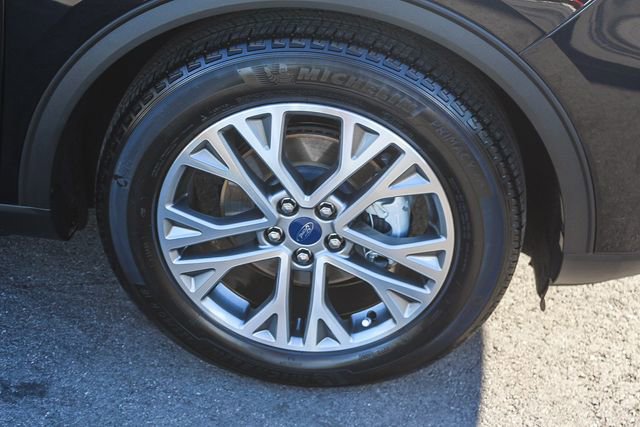 Used 2022 Ford Escape SEL image 13