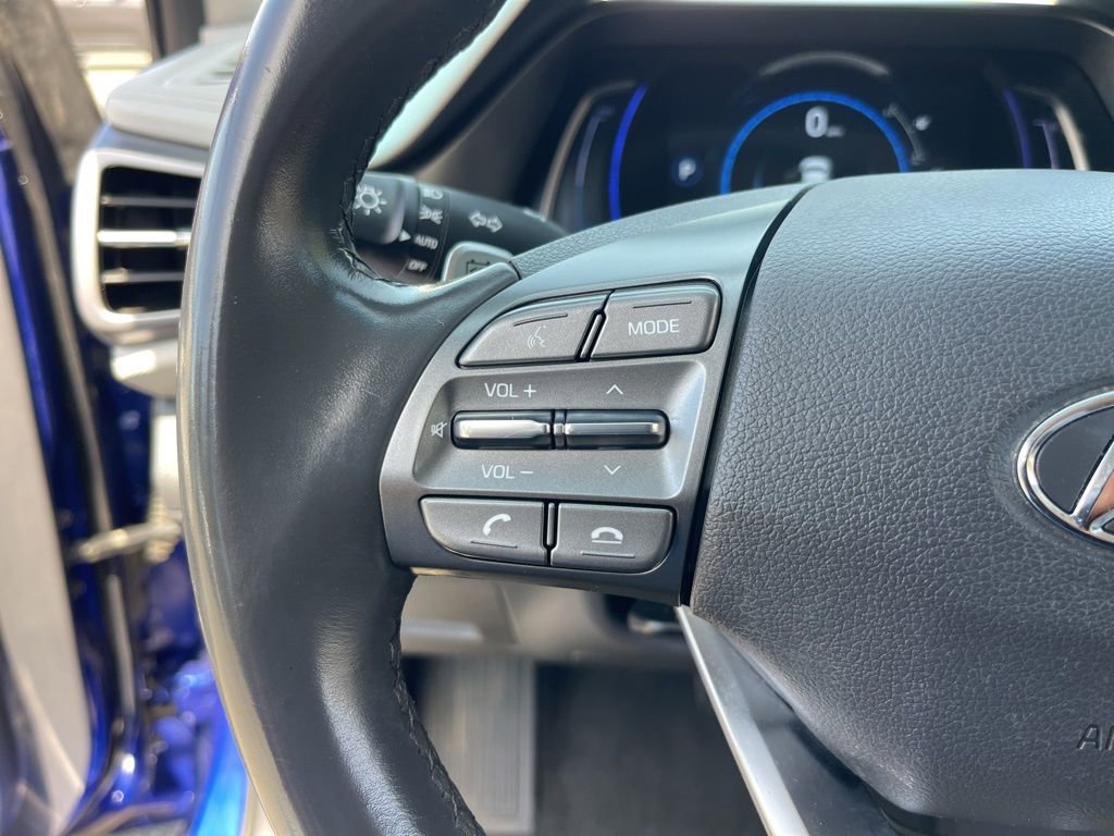 Used 2020 Hyundai Ioniq SE image 17