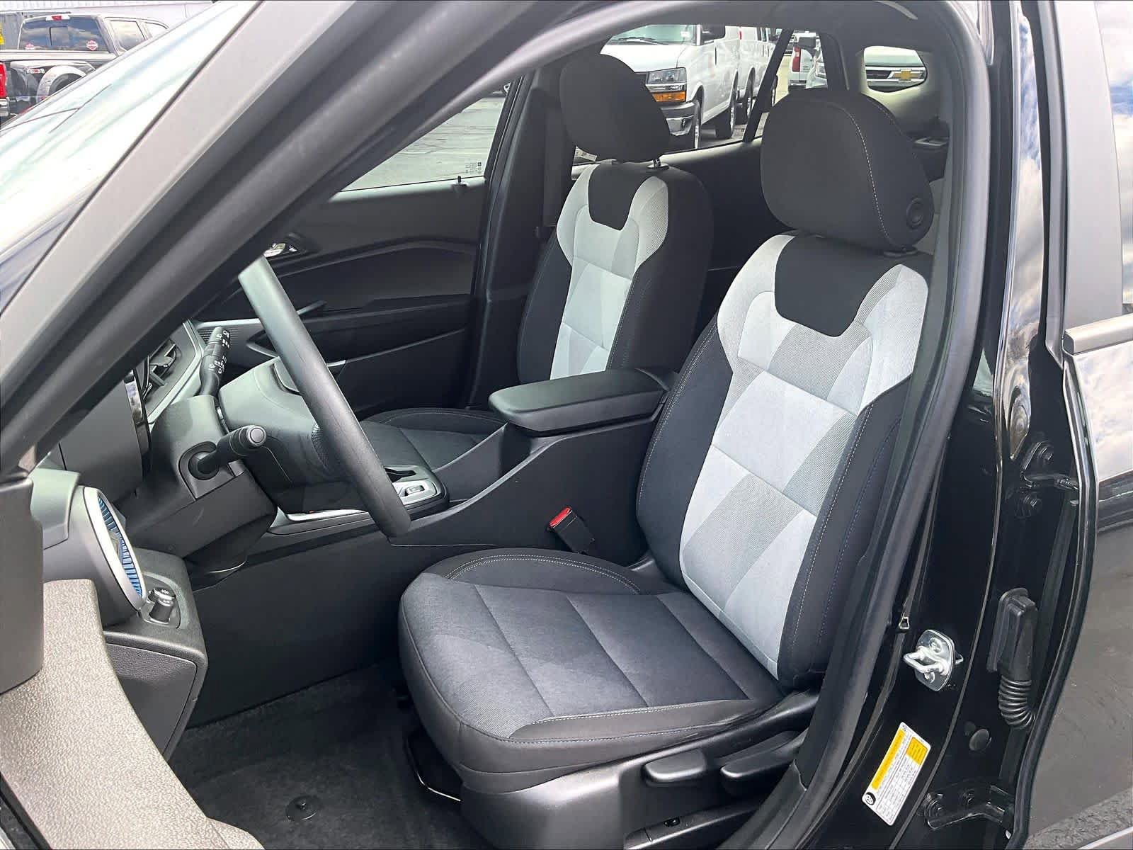 Used 2024 Chevrolet Trax LS FWD image 10