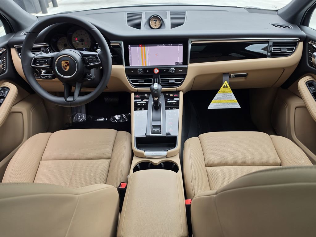 New 2026 Porsche Macan AWD/4WD image 11