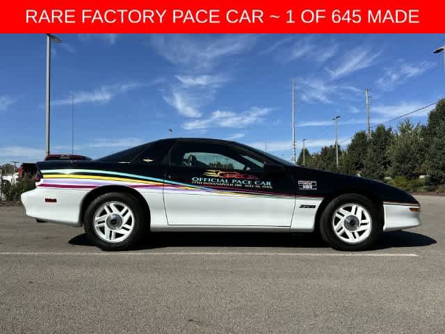 Used 1993 Chevrolet Camaro Z28 RWD image 3