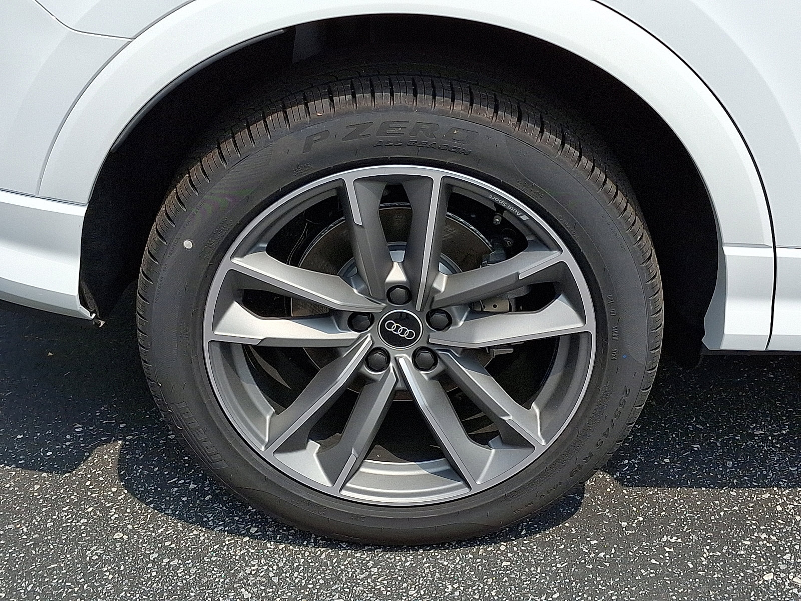 New 2025 Audi Q3 2.0T Premium image 5