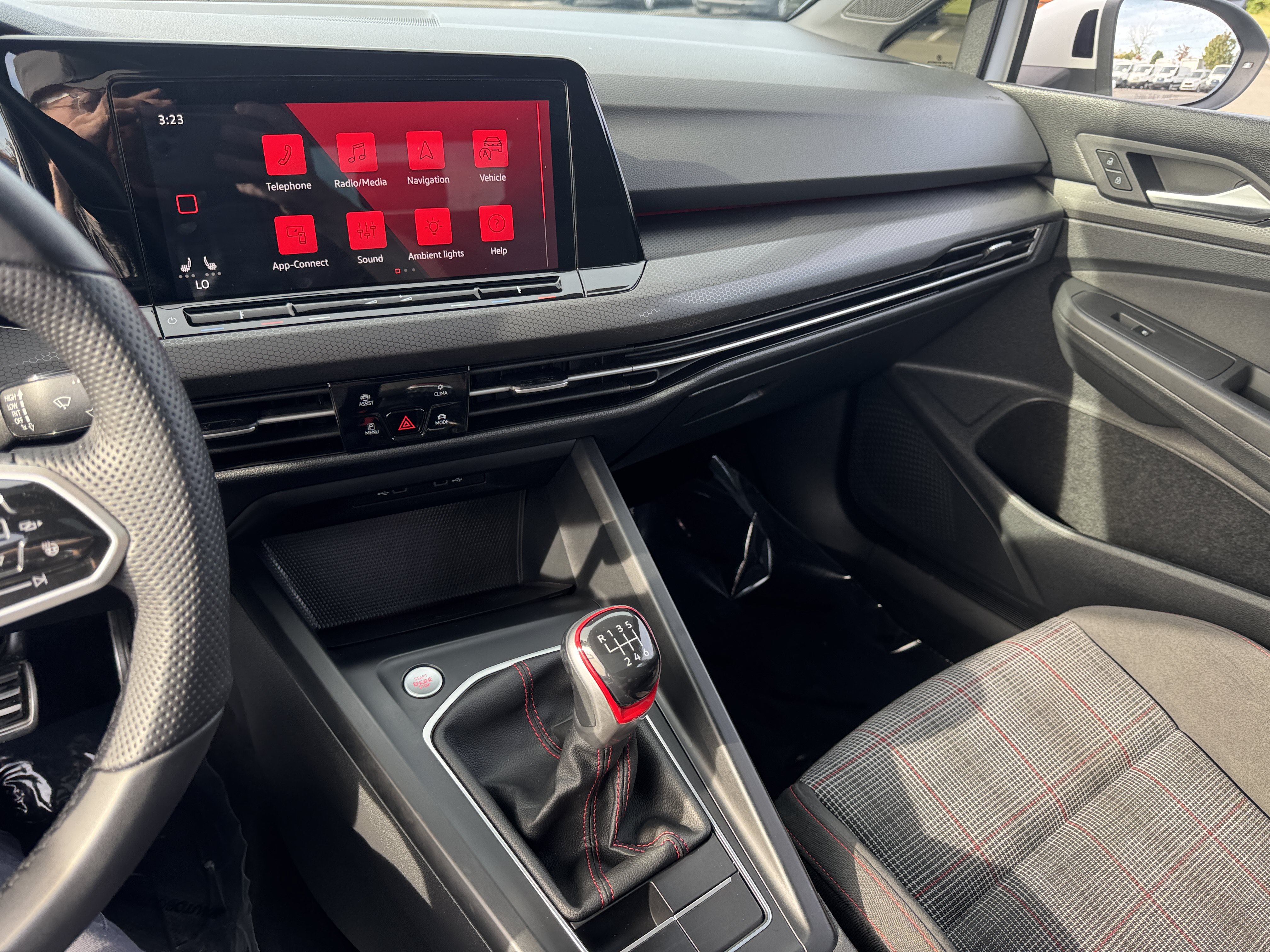 Used 2022 Volkswagen GTI SE FWD image 20