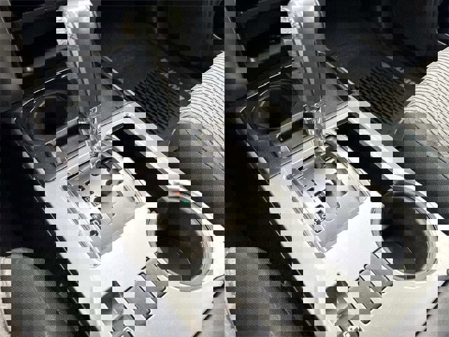 Used 2019 Toyota 4Runner SR5 w/ Four Season Floor Mat Package image 34