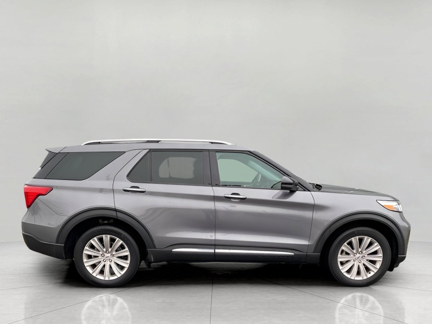 Used 2023 Ford Explorer Limited w/ Equipment Group 301A image 30