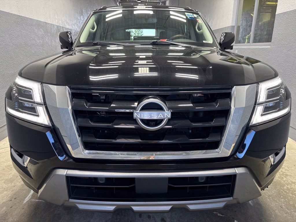 Used 2022 Nissan Armada SL w/ Captain's Chairs Package AWD/4WD image 5