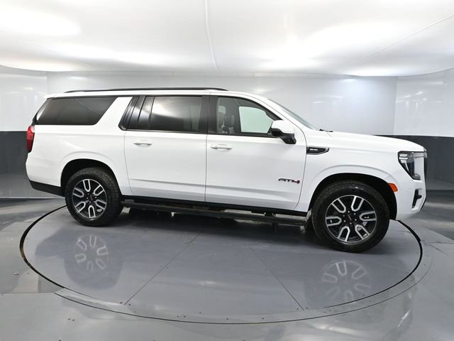 Used 2021 GMC Yukon XL AT4 AWD/4WD image 4