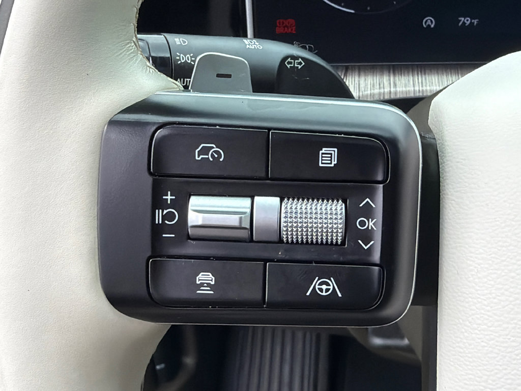 Used 2024 Hyundai Santa Fe Calligraphy FWD image 25