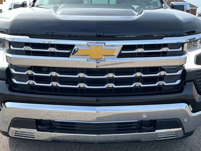 New 2026 Chevrolet Silverado 1500 LTZ w/ LTZ Premium Package RWD image 10
