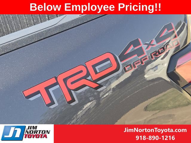 New 2026 Toyota Tundra Platinum w/ TRD Off-Road Package AWD/4WD image 9