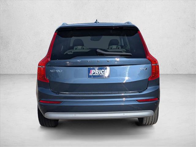 Used 2022 Volvo XC90 T5 Momentum w/ Climate Package image 6